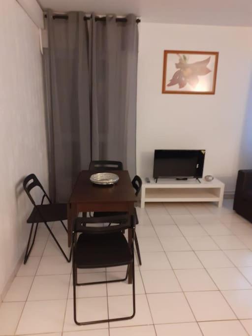 Appartement Appart Entre Paris Et Disney à Noisy-le-Grand Extérieur photo